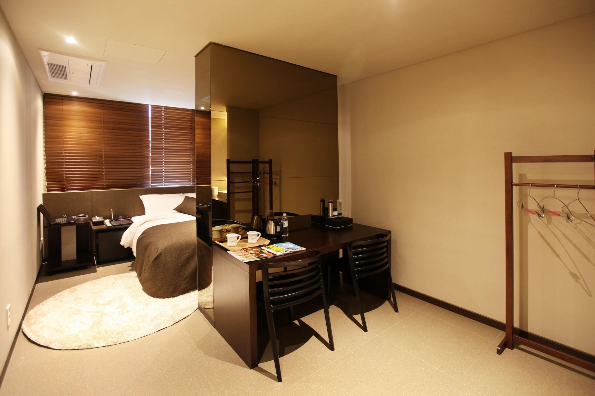 Hotel Vine Seongnam Bagian luar foto