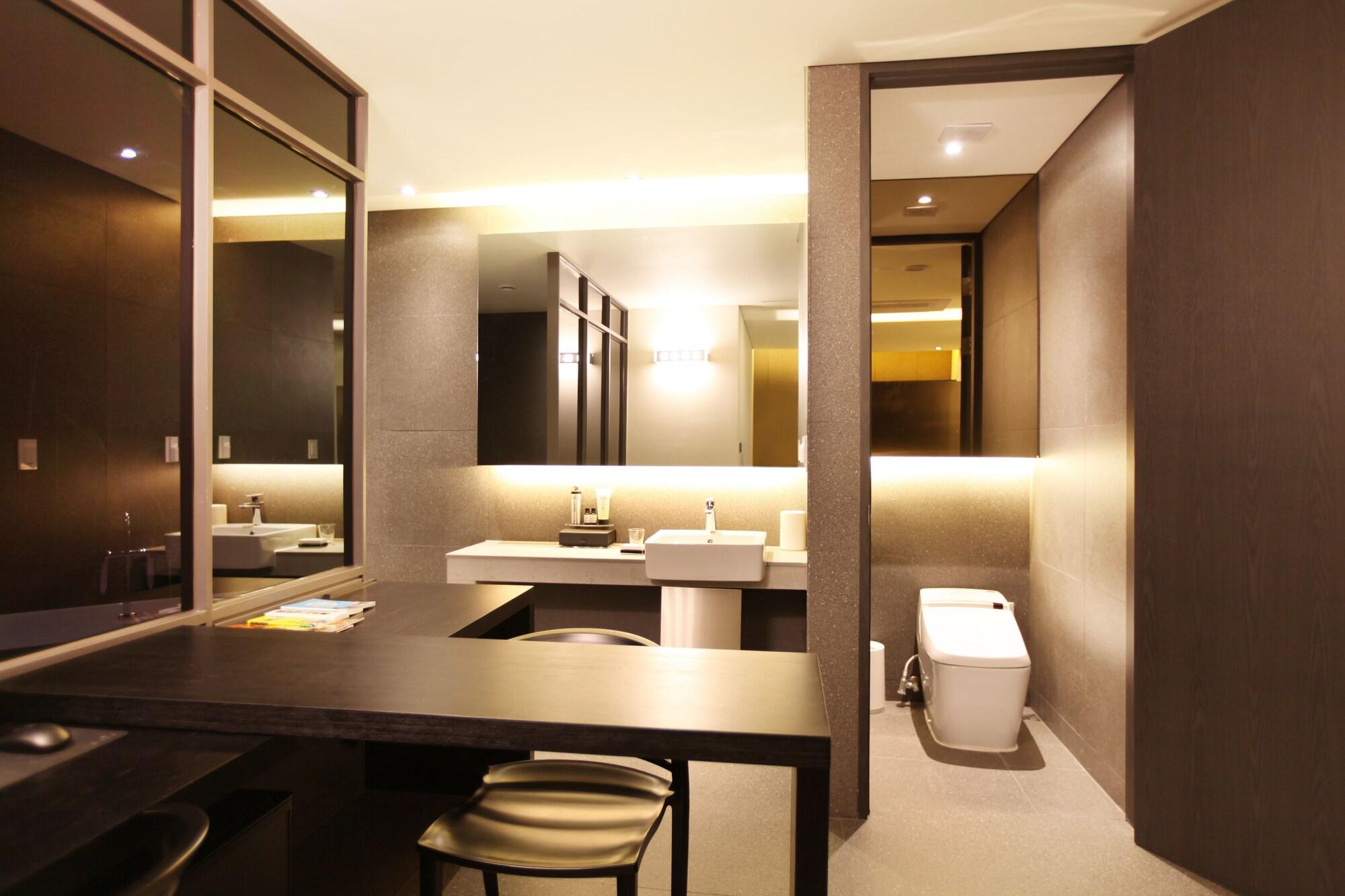Hotel Vine Seongnam Bagian luar foto