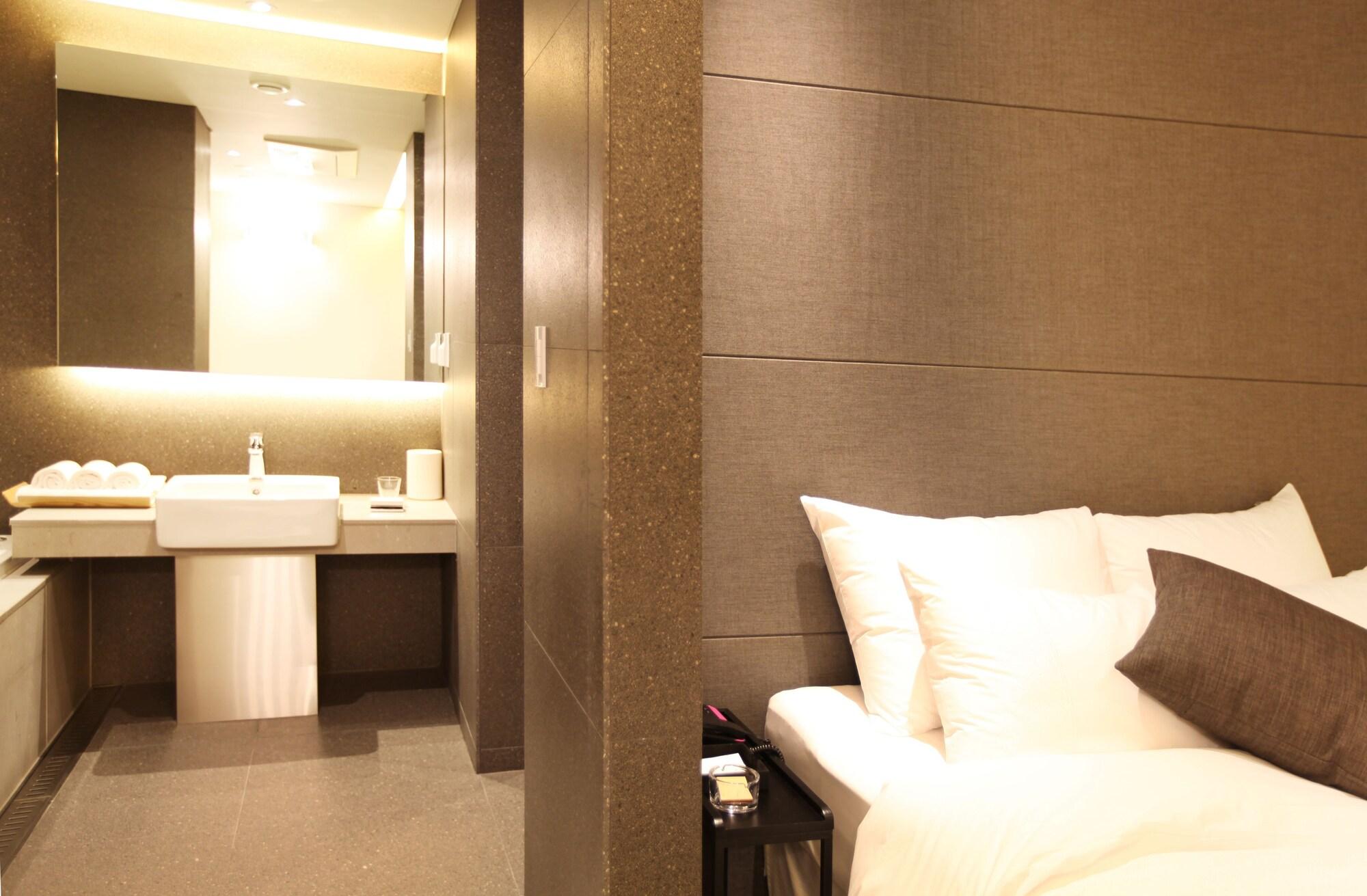 Hotel Vine Seongnam Bagian luar foto