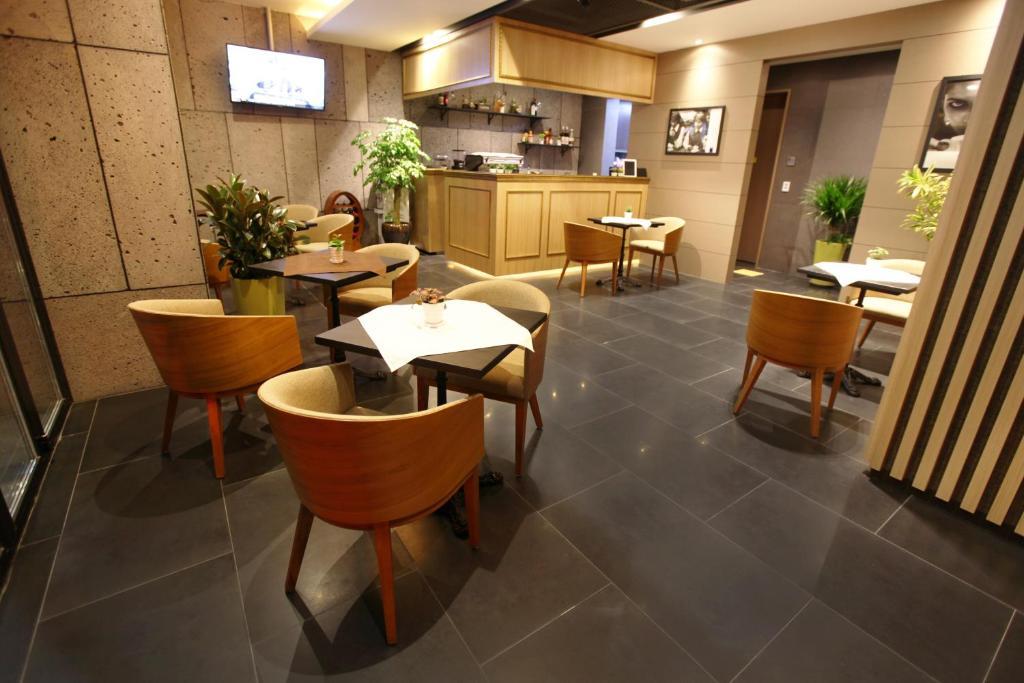 Hotel Vine Seongnam Bagian luar foto